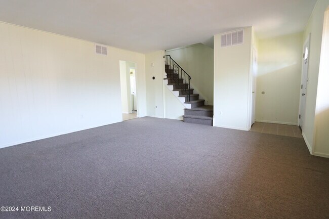 Photo - 814 Laurel St
