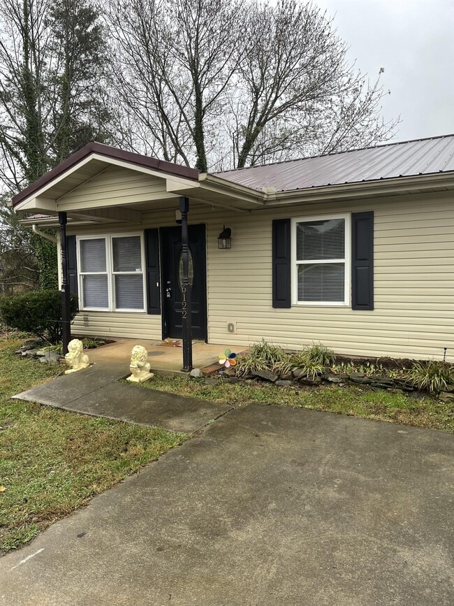 Photo - 6122 Lanier Rd