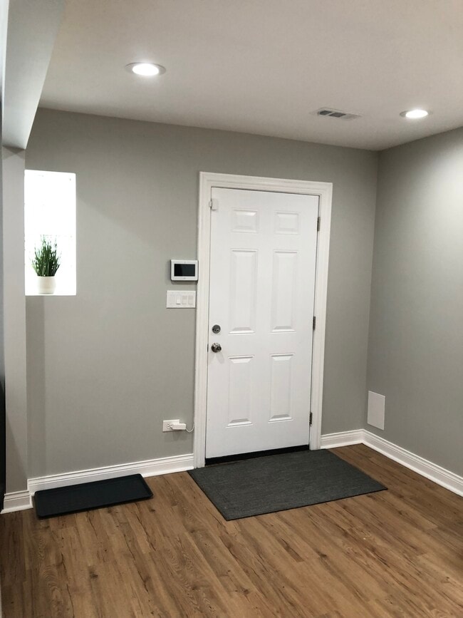 Photo - 9425 S Indiana Ave