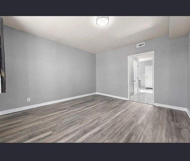 Photo - 3906 Catalpa St Unidad 2