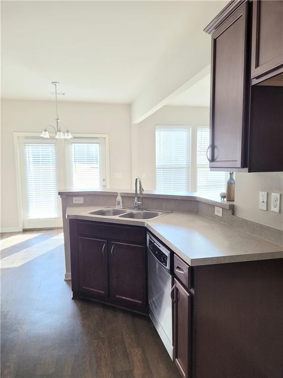 Photo - 76 Greenfield Dr