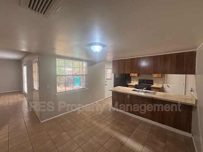 Photo - 4638 Lighthouse Cir