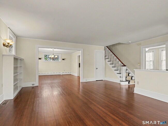 Photo - 14 Roosevelt St