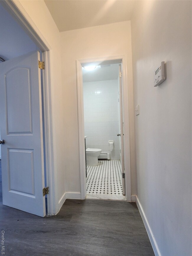 Photo - 61-21 159th St