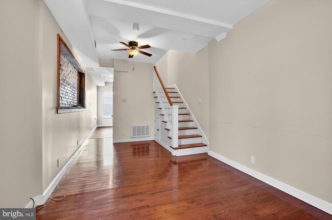 Photo - 112 E Allen St Unit 2