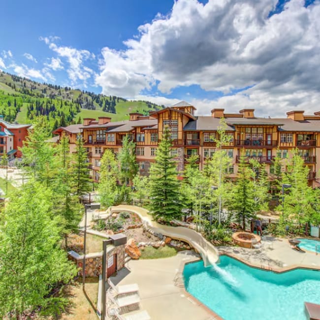 Photo - Coming soon! Solitude Luxury 1 bed / 1 bath Condo! Fully furnished! Unidad 203