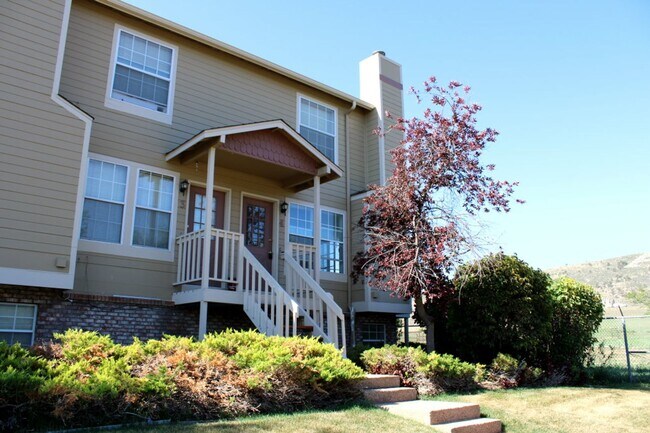 1813 Belmar Dr. Bldg F - 1813 Belmar Dr. Bldg F Apartment Unit 3