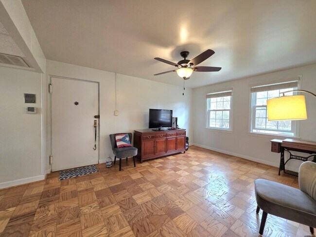 Photo - 6620 Boulevard View