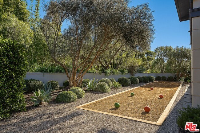 Photo - 28600 Pacific Coast Hwy