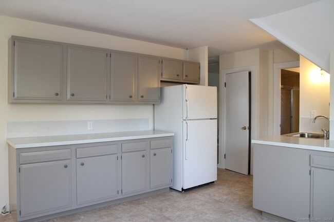 Photo - 38 Bradley Ave Apartamento Unidad 3