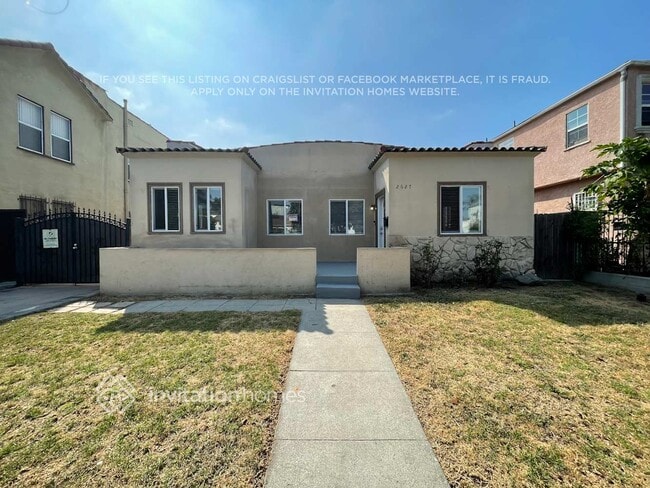 Building Photo - 2627 S Dunsmuir Ave