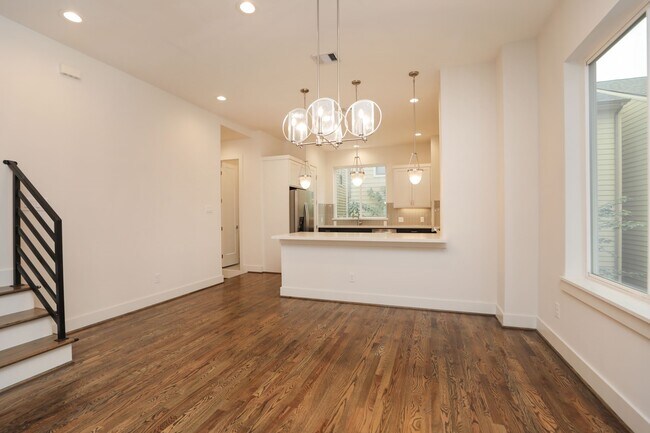 Photo - 1537 W 24th St Unit C