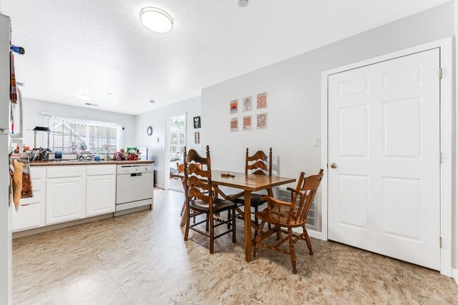 Photo - McLane Apartments