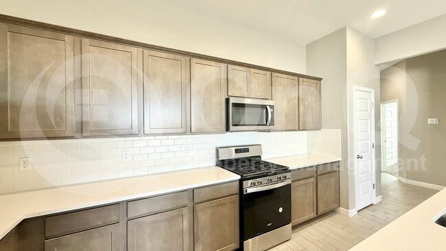 Photo - 40974 W Hillman Dr