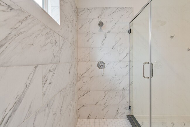 Photo - 2539 Judiway St