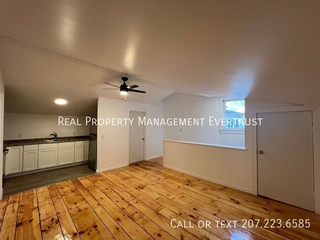 Photo - 56 ME-133 Unit F