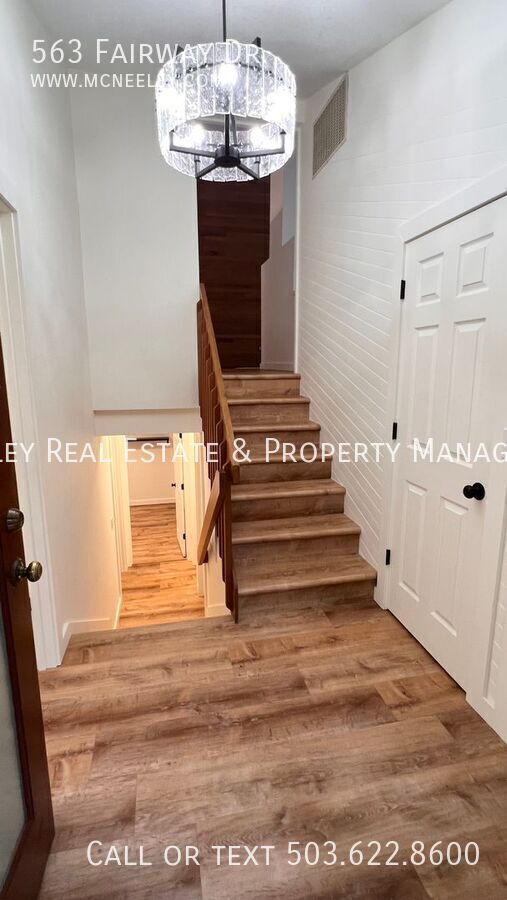 Photo - 563 Fairway Dr