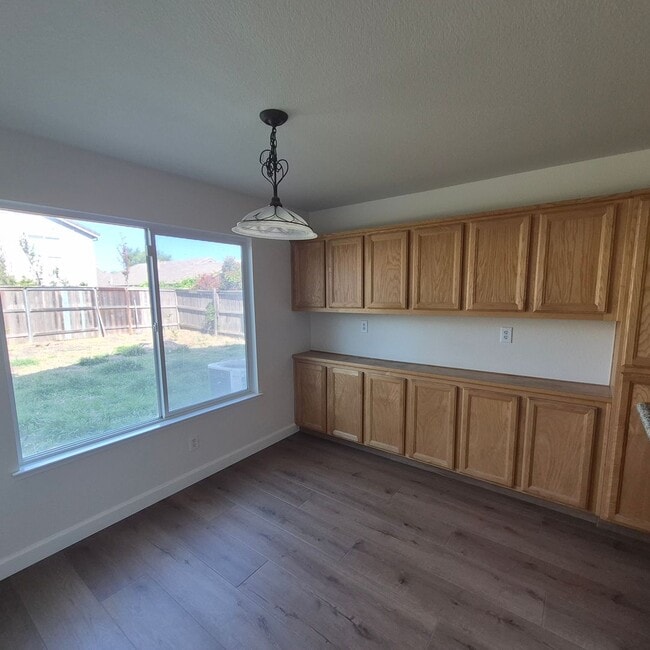 Photo - Spacious 4 bedroom Natomas home with Loft
