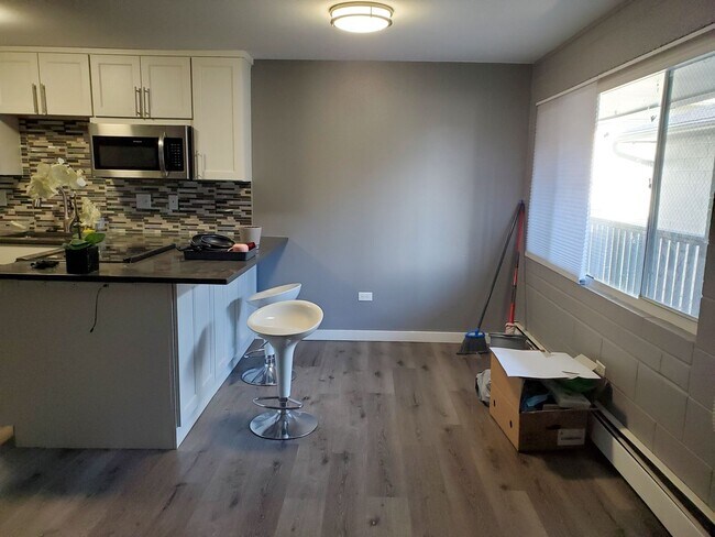Photo - 341 N Garfield Ave Unidad D7
