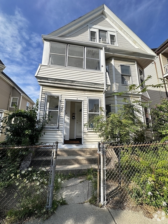 Building Photo - 243 Highland Ave Unit #2 Rental