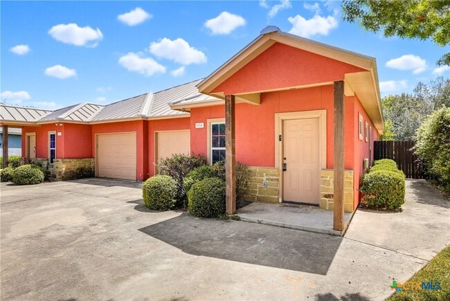 Building Photo - 1014 Tripp Ln