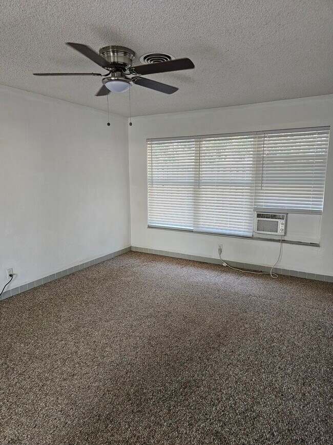 Photo - 2607 NE 30th St Unit B