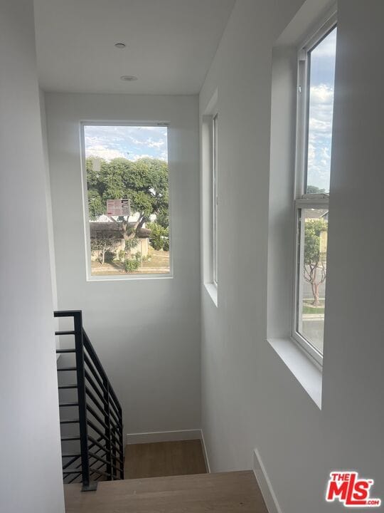 Photo - 2707 Ruhland Ave
