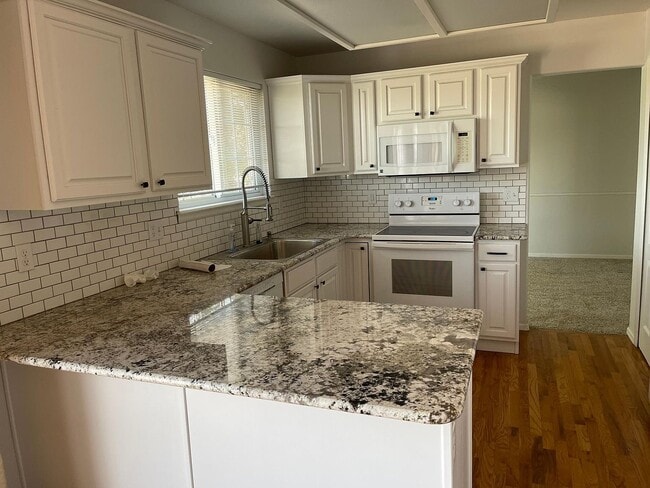 Photo - 9225 Gingerhill Ct