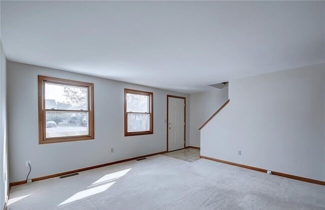 Photo - 13 Allspice Ln Unit 13