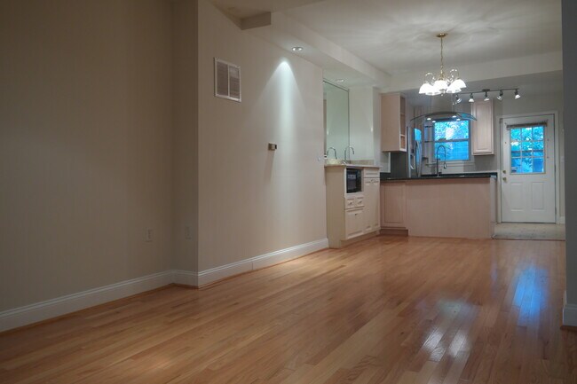 Photo - Charming 2 Bedroom/1 Bathroom Townhome in Washington Village, MD!