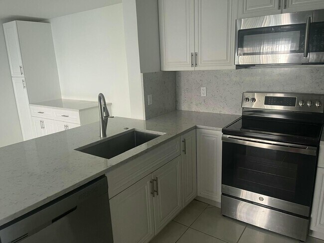 Photo - 209 Foxtail Dr Unit B1