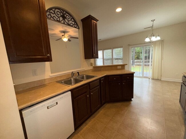 Photo - Beautiful 4 bedroom, 2 bath house