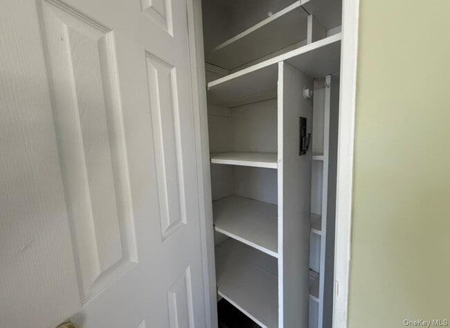 Photo - 855 E Walnut St Unidad 2