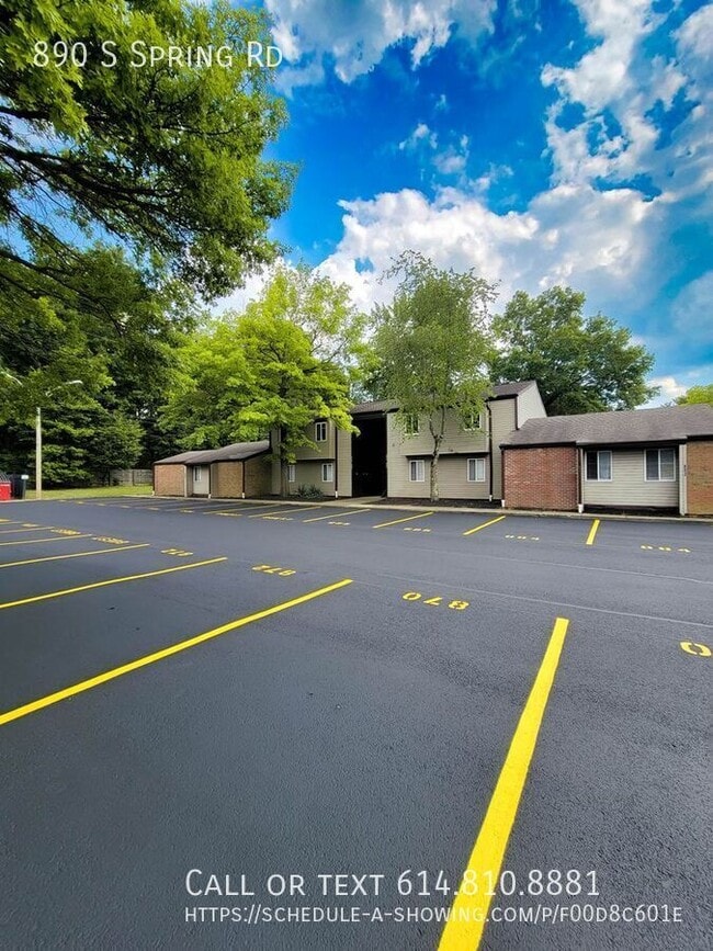 Photo - 890 S Spring Rd Apartment