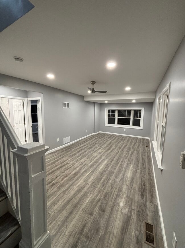 Photo - 2410 Cedar Ave