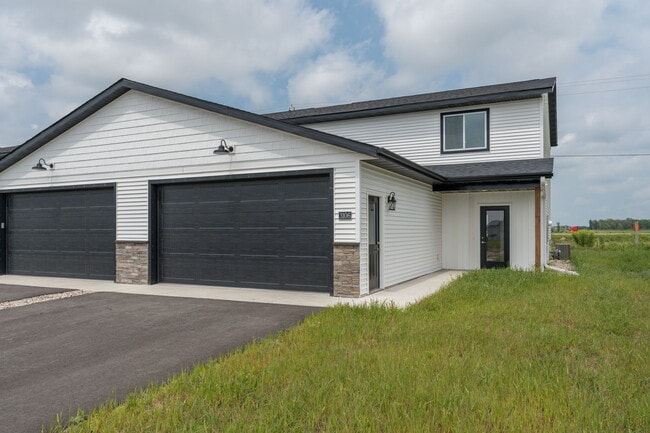 Building Photo - 3104 Scotch Ln