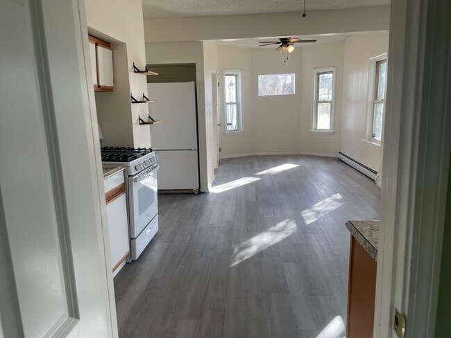 Photo - 23 Ellis Ave