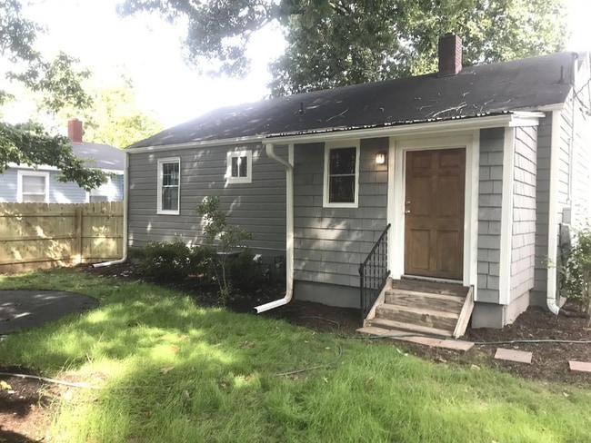 Photo - 3816 The Plaza