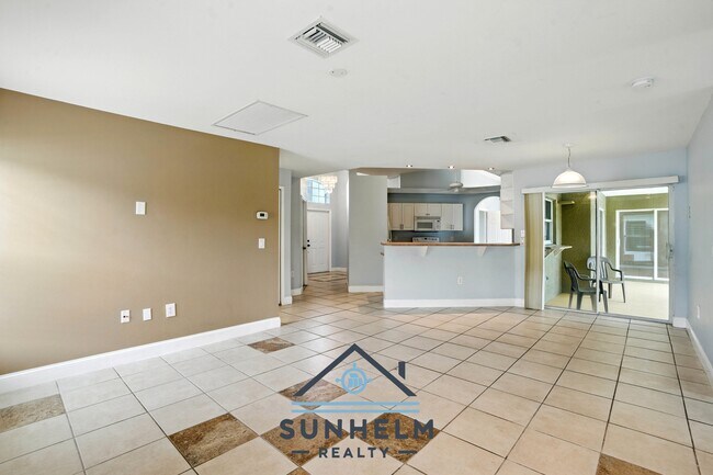 Photo - 209 SW 10th Ave