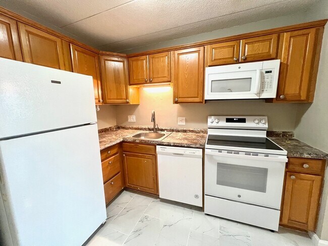 Photo - 4 Hawes St Unit 23