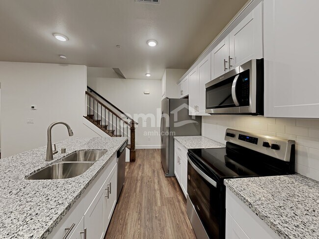 Photo - 83 Hot Ponds Ln