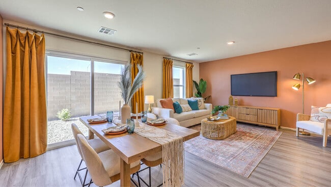 Photo - 1991 Hydrangea Pl