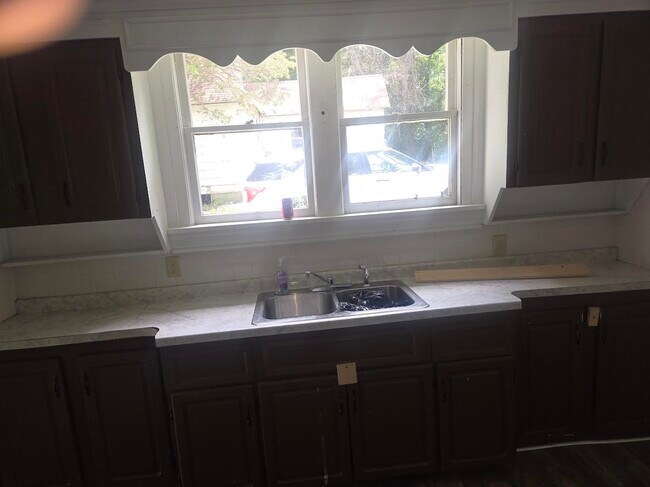 Photo - 203 N Green St