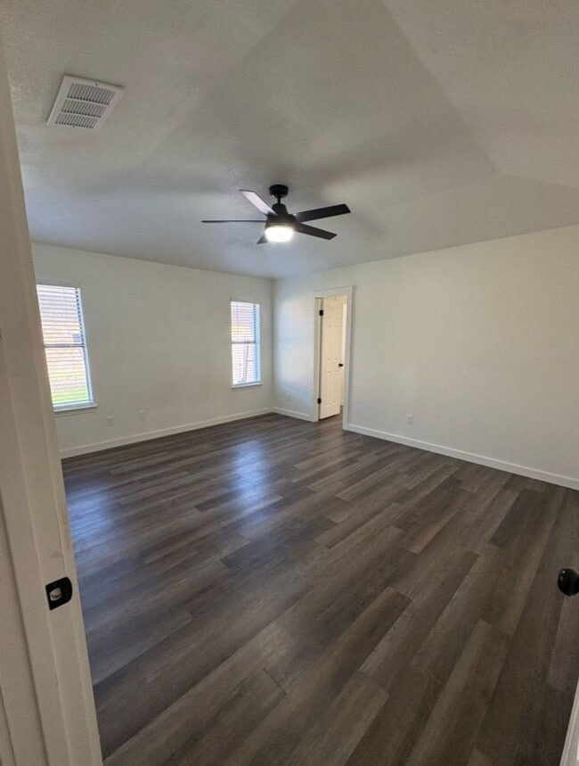 Photo - 1007 End O Trail