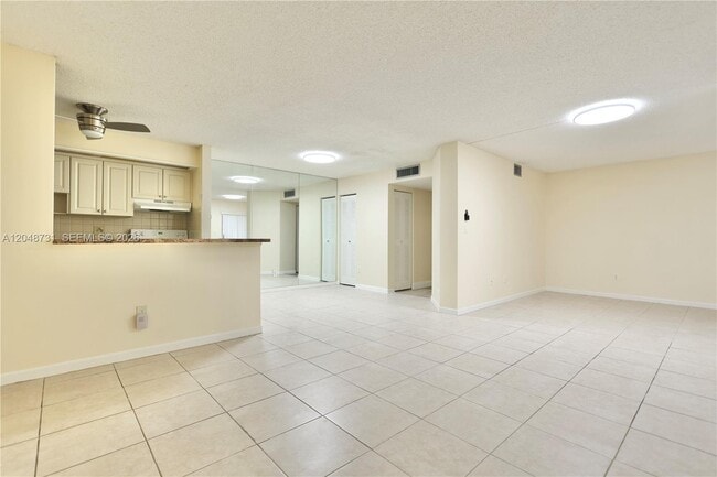 Photo - 9448 S Belfort Cir Unit 116