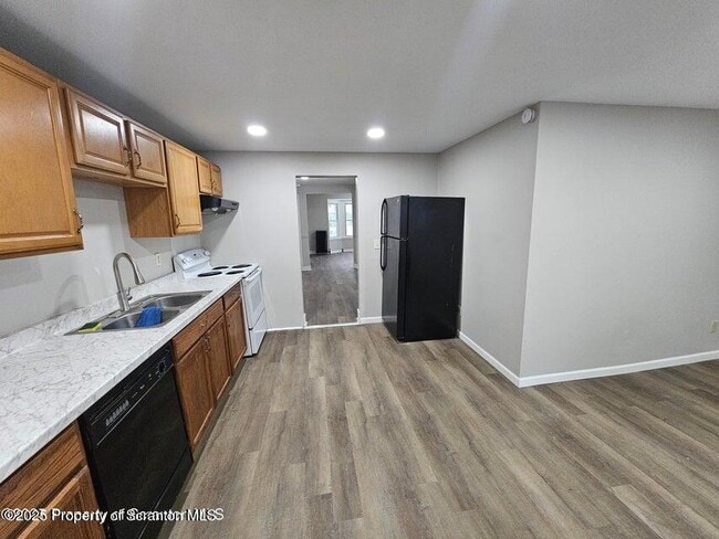 Photo - 58 Canaan St