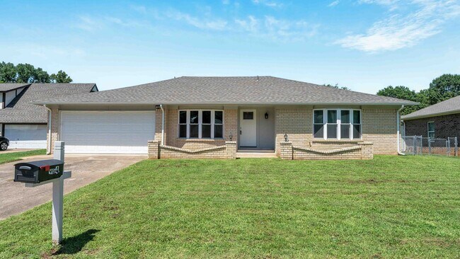 3 Bed | 2 Bath in Broken Arrow! - 3 Bed | 2 Bath in Broken Arrow!