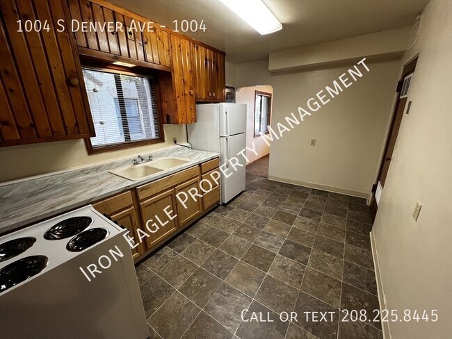 Photo - 1004 S Denver Ave Unit 1004