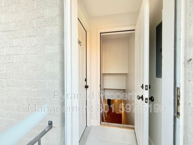 Photo - 345 W 1300 N