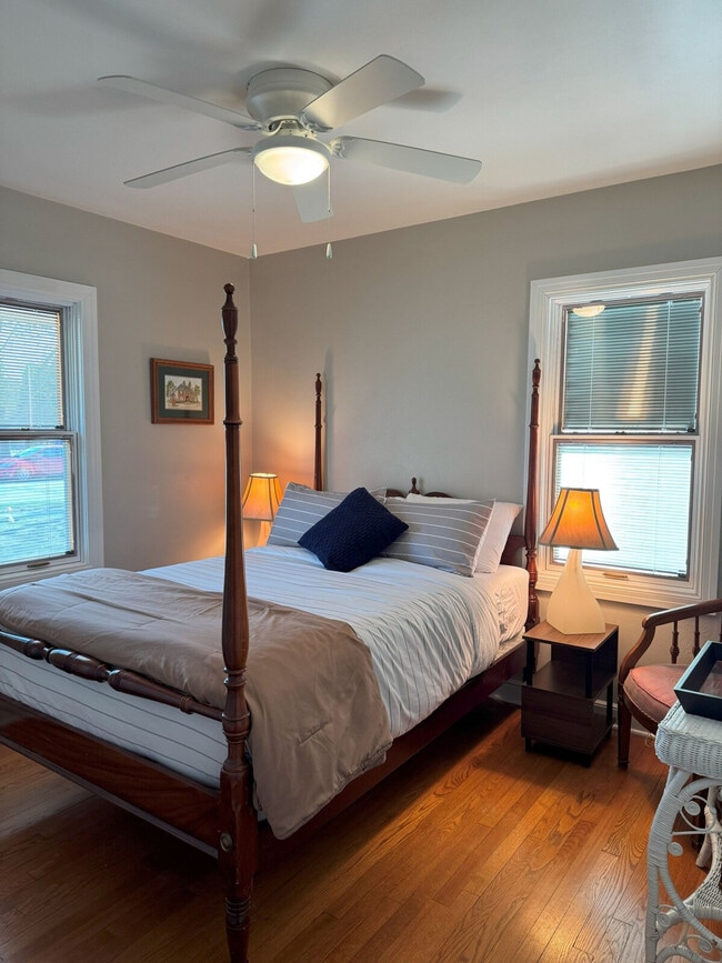 Photo - 810 E Pershing St Unit ID1296542P